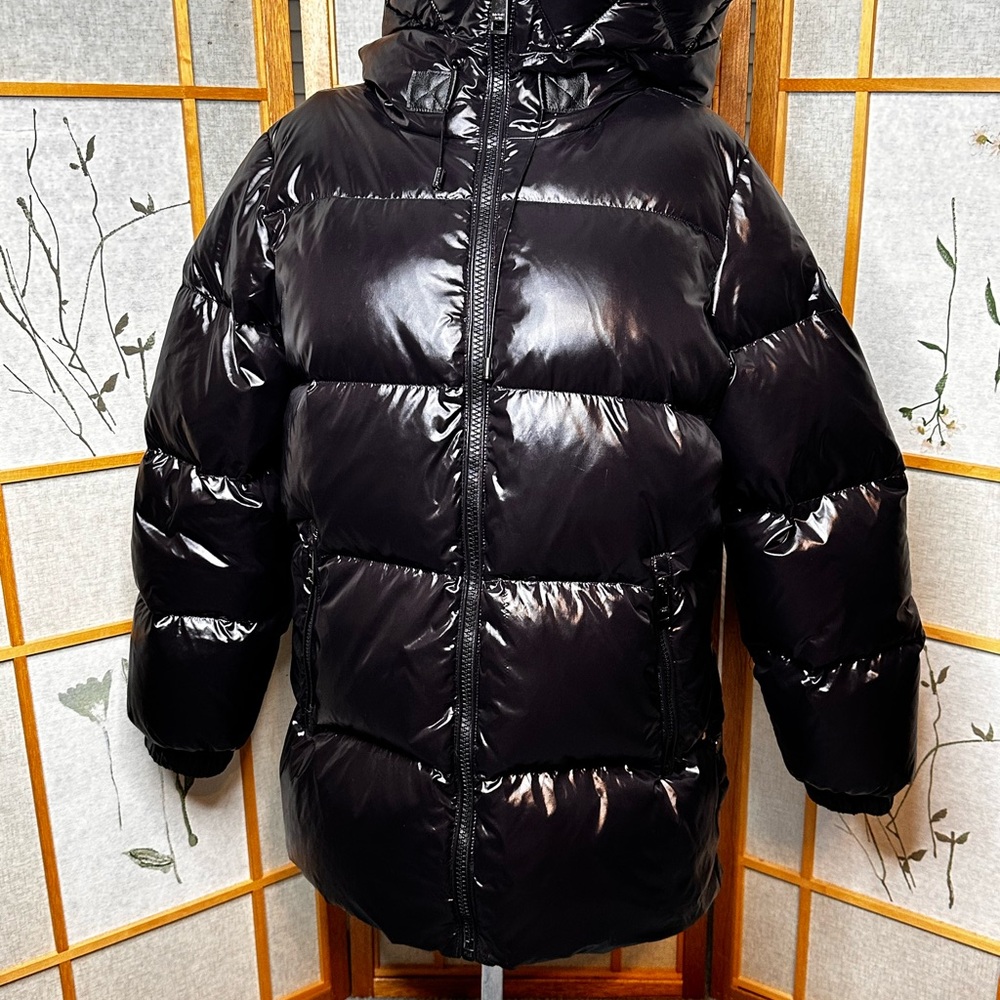 Woman Micheal Kors hooded  puffer jacket size large. Down/fathers fill no tags - Picture 5 of 10